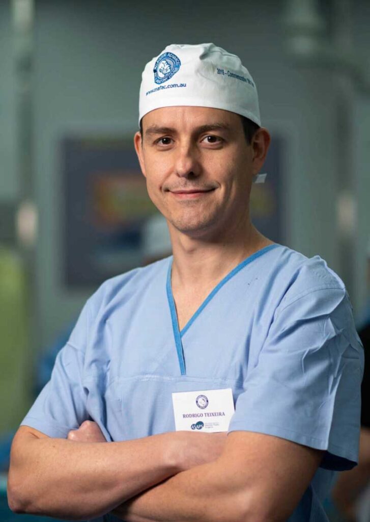 Dr Rodrigo Teixeira