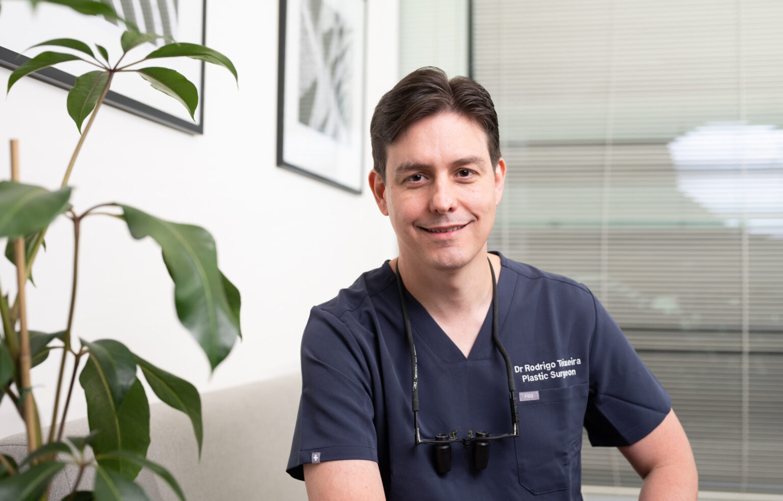 Dr Rodrigo Teixeira - Plastic Surgeon Melbourne