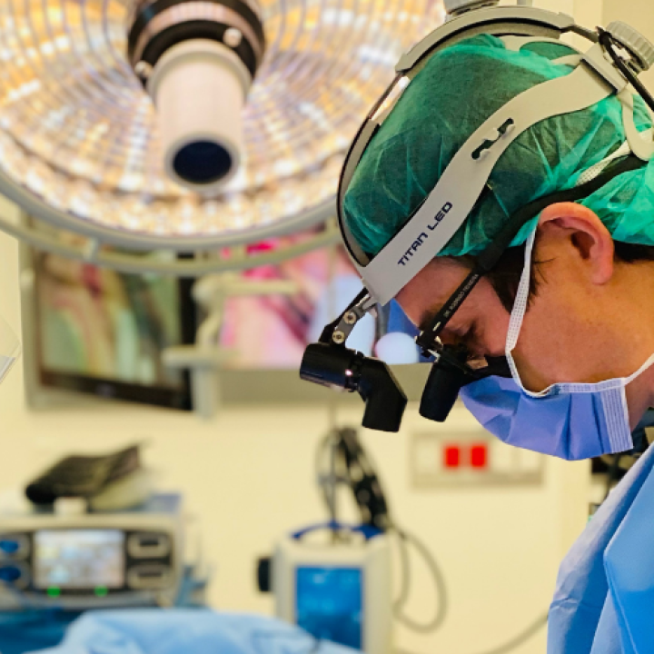Dr Rodrigo Teixeira - Plastic Surgeon